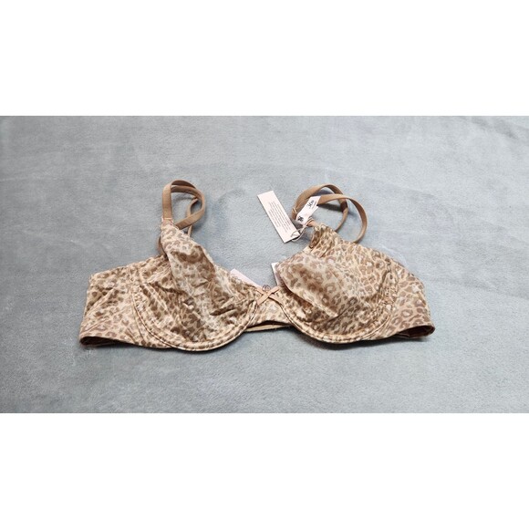 NWT Victoria’s Secret Body by Victoria Invisible Lift Unlined Demi Bra Size 36B - Picture 1 of 6